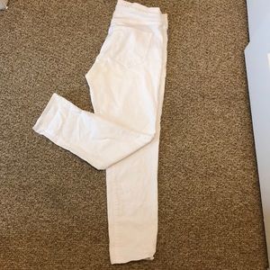 White denim pants